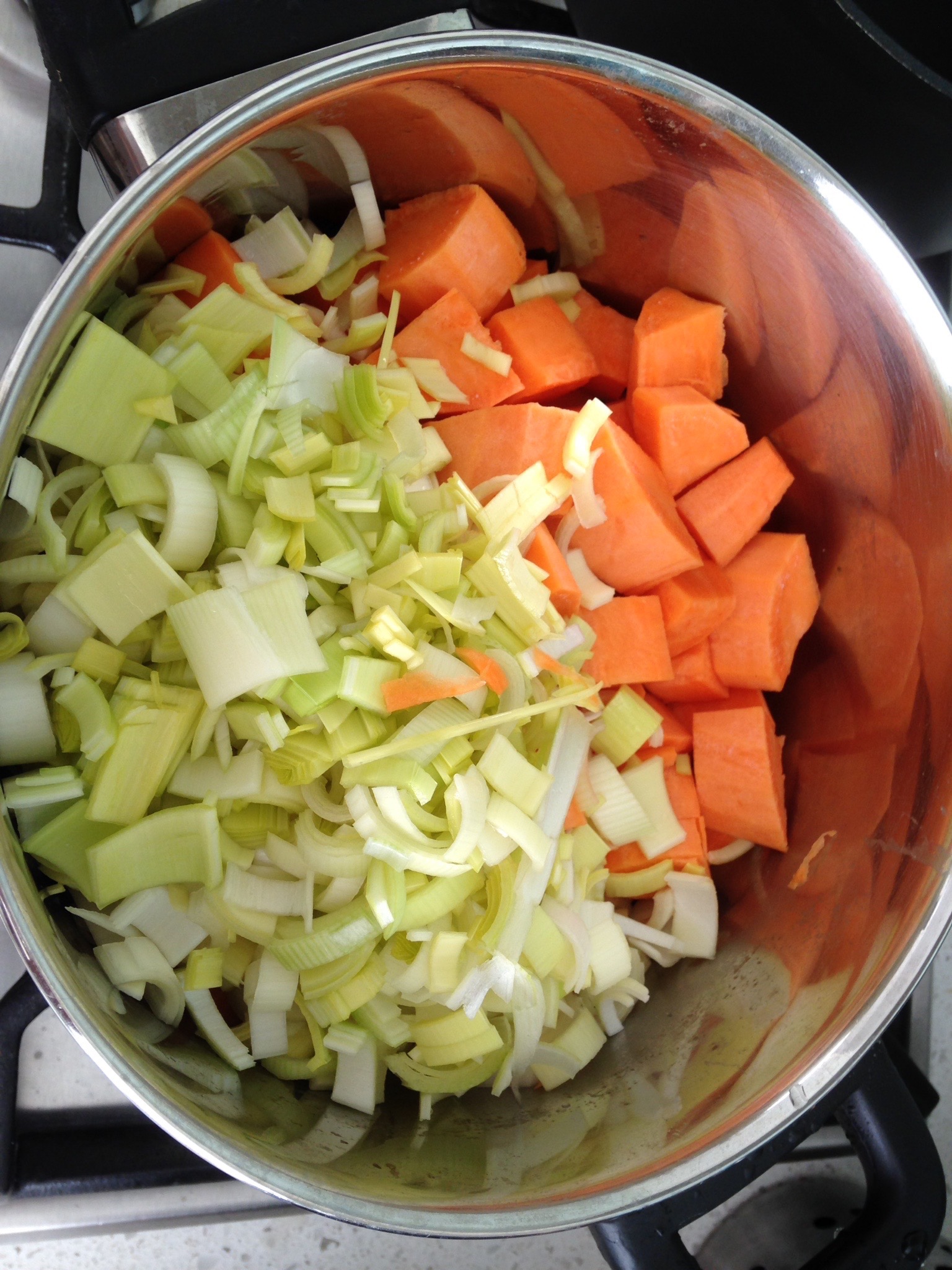 Cooking sweet potatoes and leeks